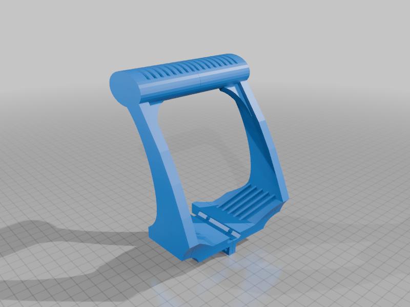 Shotgun chainsaw grip