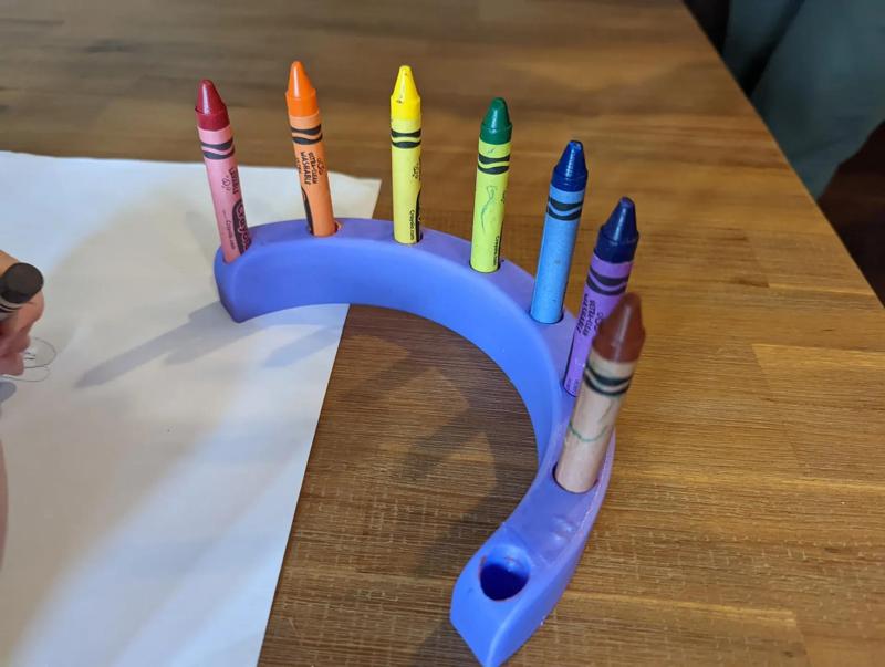 Crayon Holder for Large Crayons