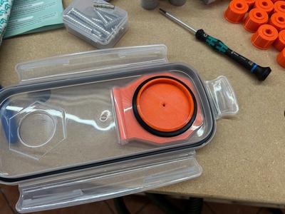 Coperchio per contenitore ermetico WILDONE con attacco magnetico