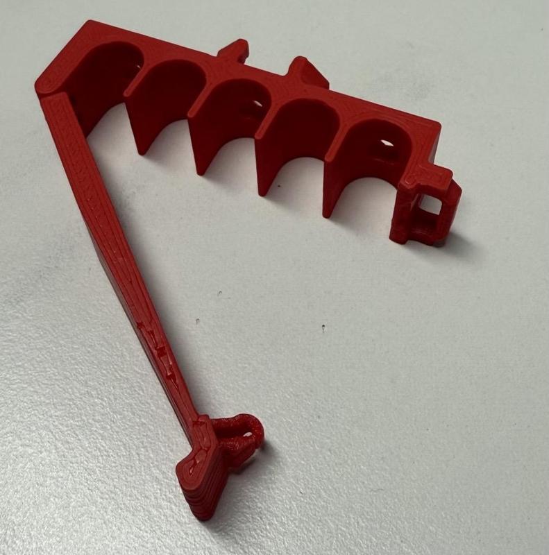 Multiboard Hinged Cable Holder V3 (print size optimized for a 0.6 mm nozzle)