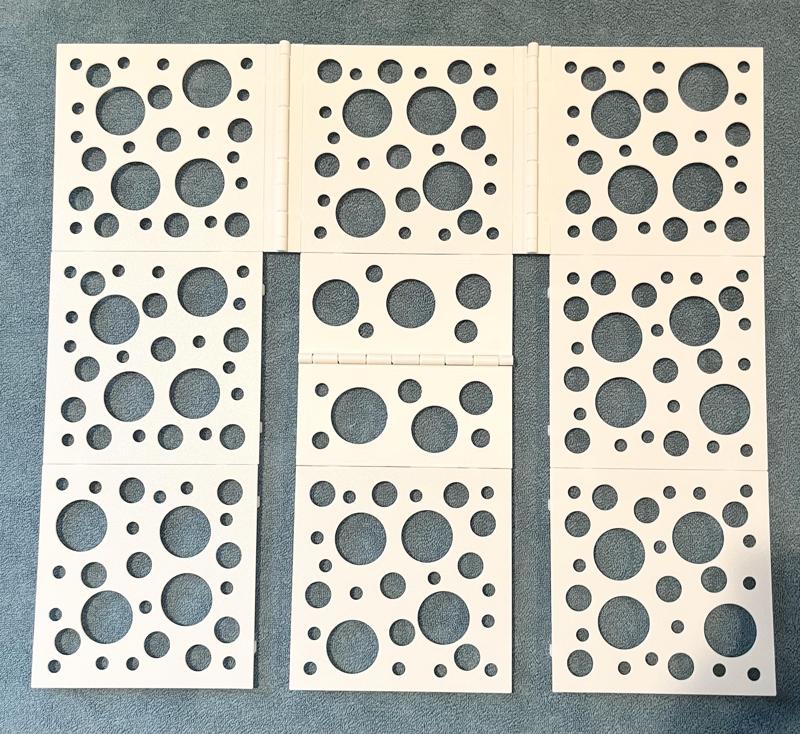 Modular Clothes Folding Board