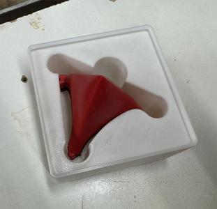 Gridfinity Paint Triangle Holder