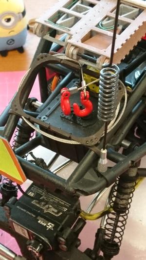 RC car antenna mount