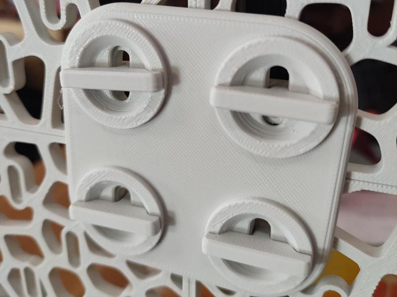 Skadis T-Clip 4 Board Connector